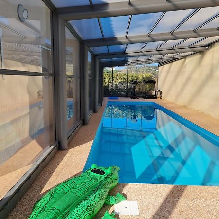 Chambres D'Hotes B&B La Bergeronnette Avec Piscine Couverte Chauffee Bizanet Kültér fotó